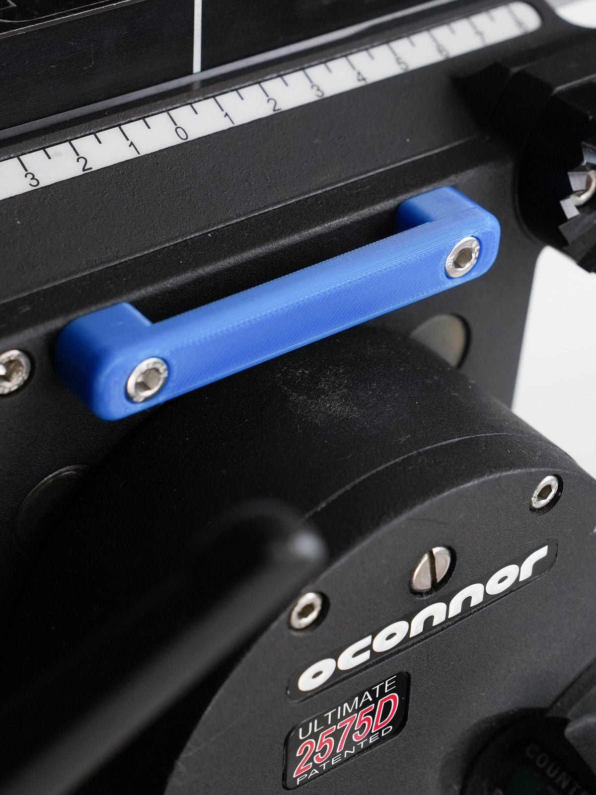 O'Connor 2575D camera tripod Cable Management Blue Version
