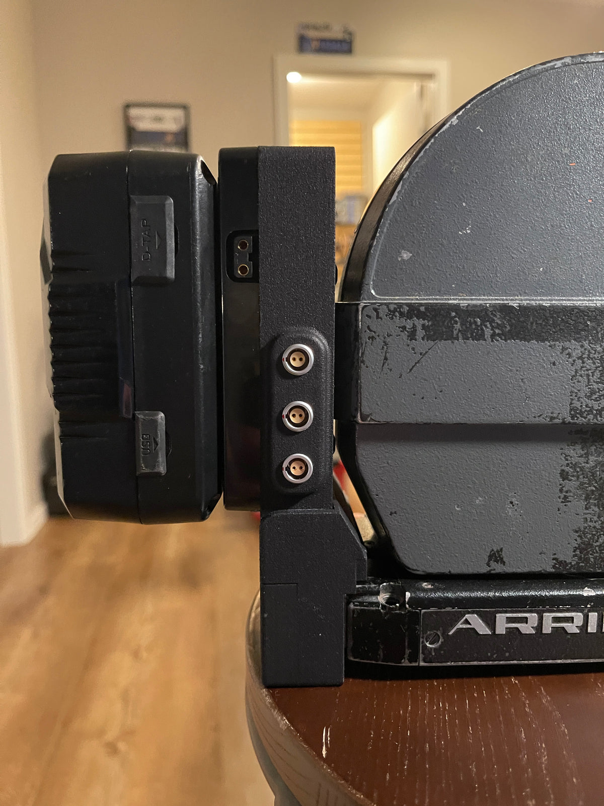Adaptador de batería Arri SR2